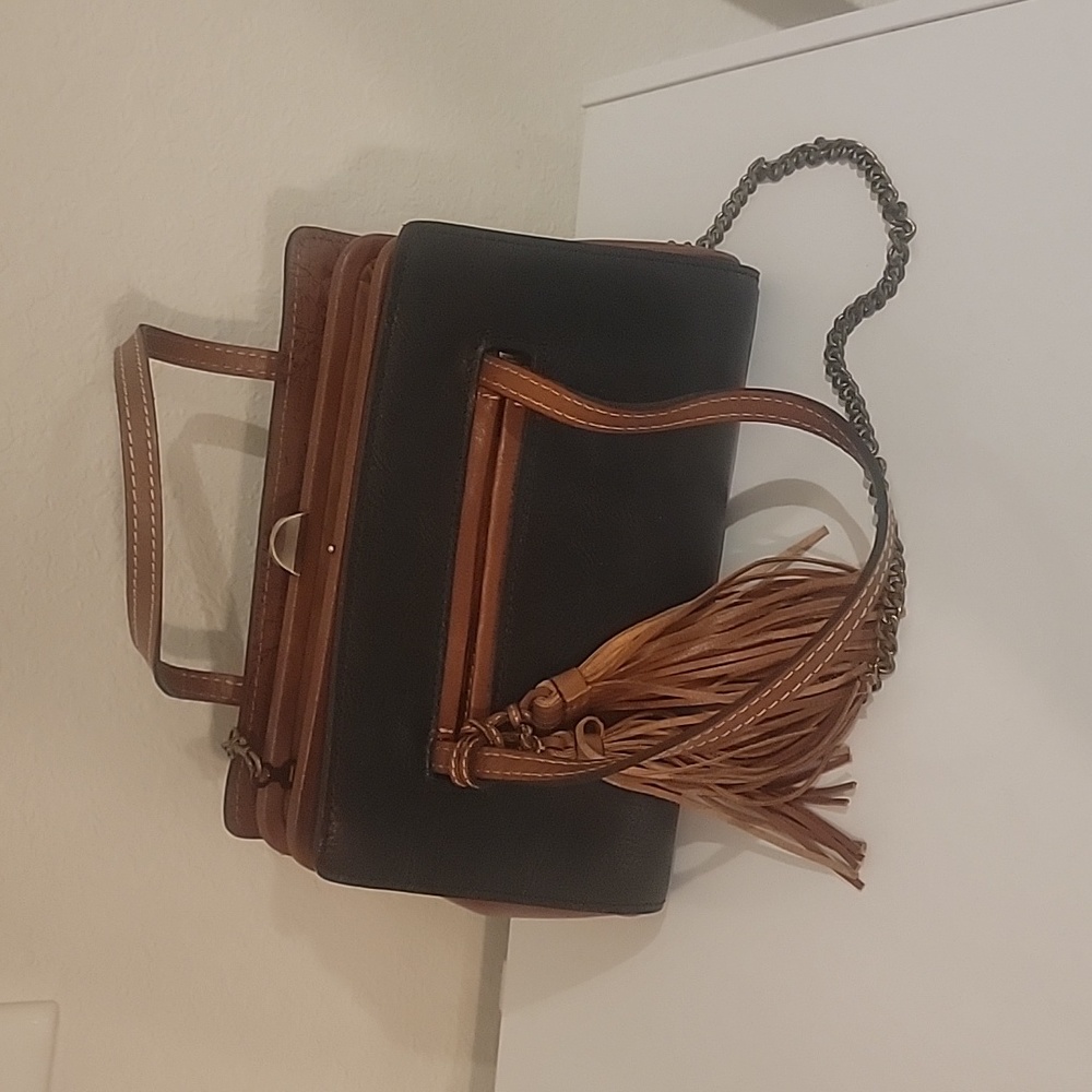 Patricia Nash Doppia convertable satchel tan/ black